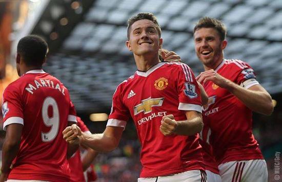 防守后射门 防守后射门